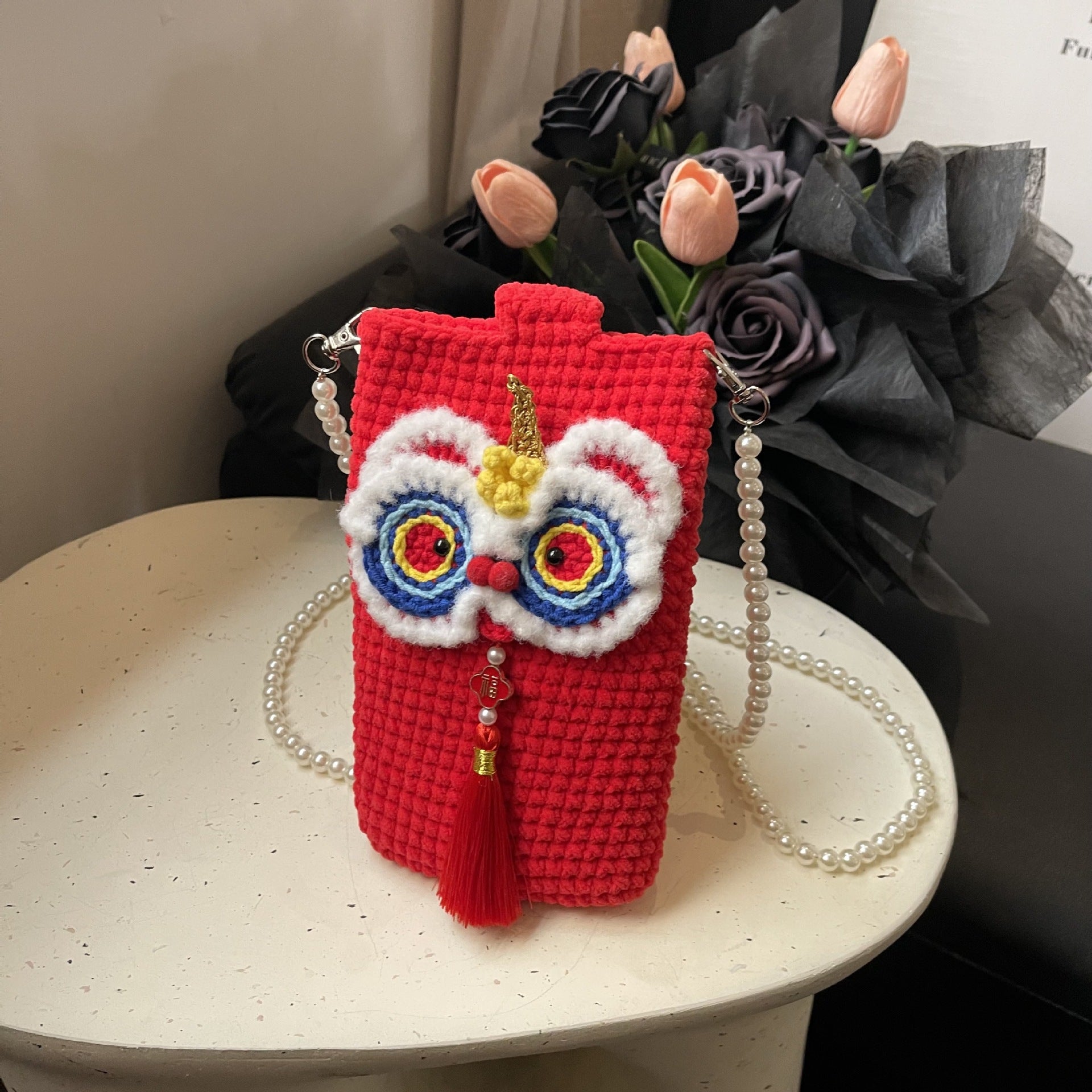 Guochao Lion Dance Wool Knitted Phone Bag Festive Cute New Year Messenger