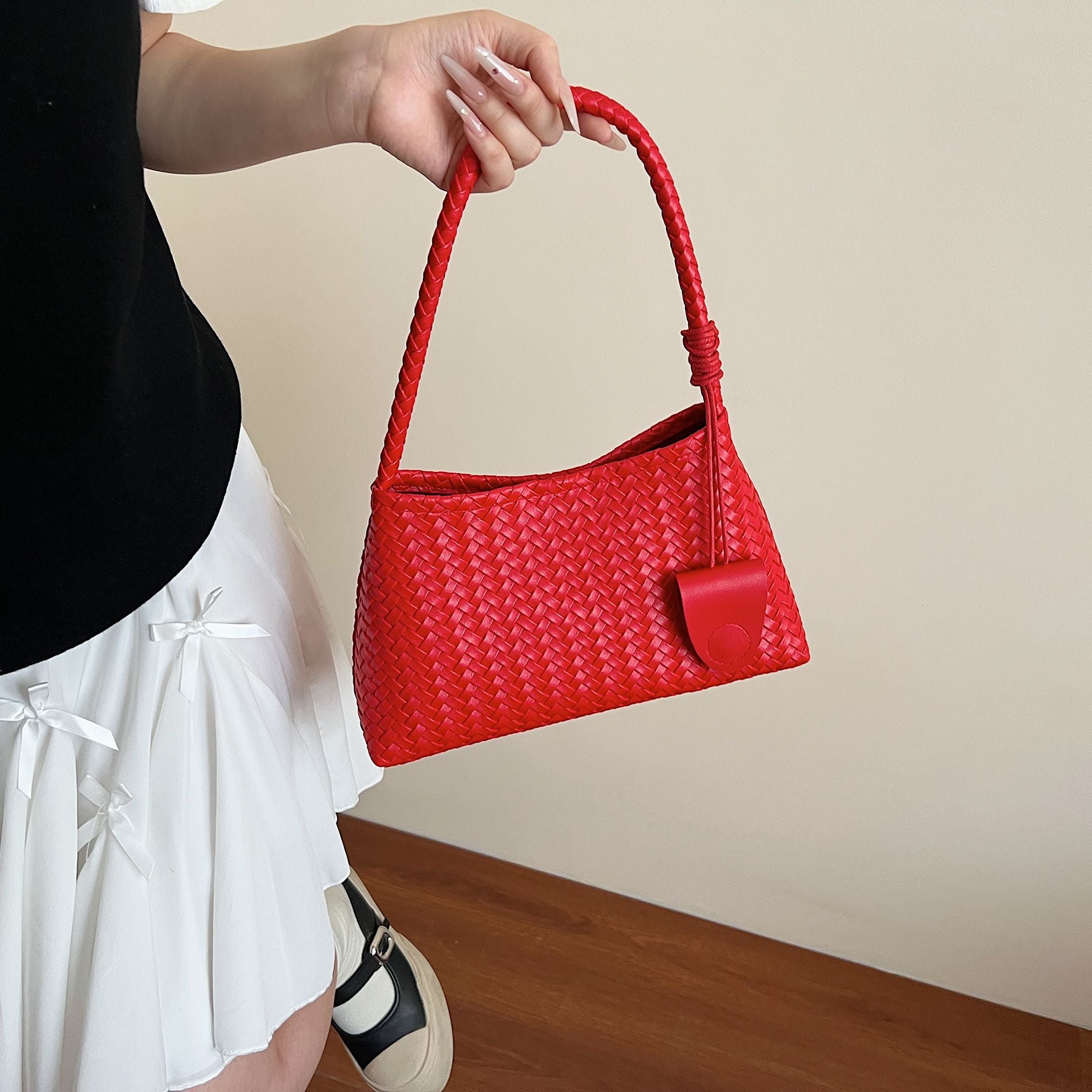Niche Hand-Woven Underarm Bag for Women - Large Capacity Casual Shoulder Bag