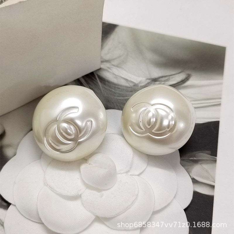Elegant Enamel Pearl Stud Earrings for Women