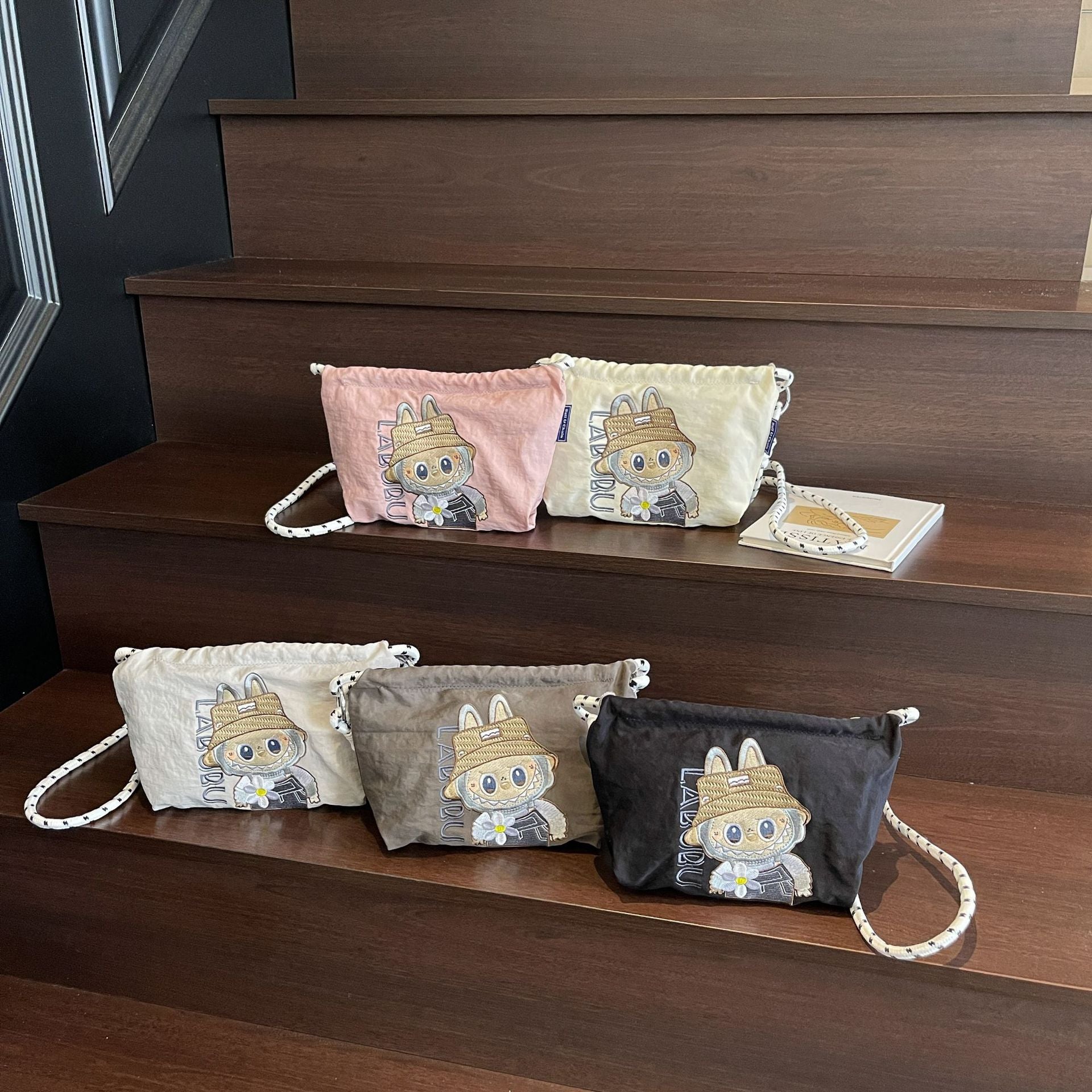 Embroidered Nylon Messenger Bag Waterproof Casual Handbag