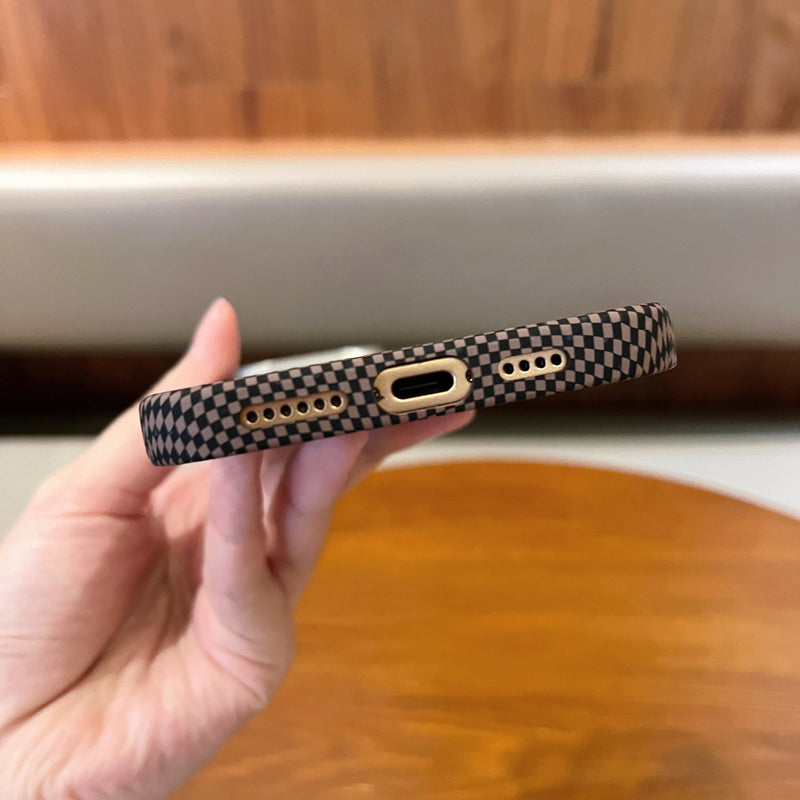 Carbon Fiber Magnetic iPhone 17 Pro Max Phone Case