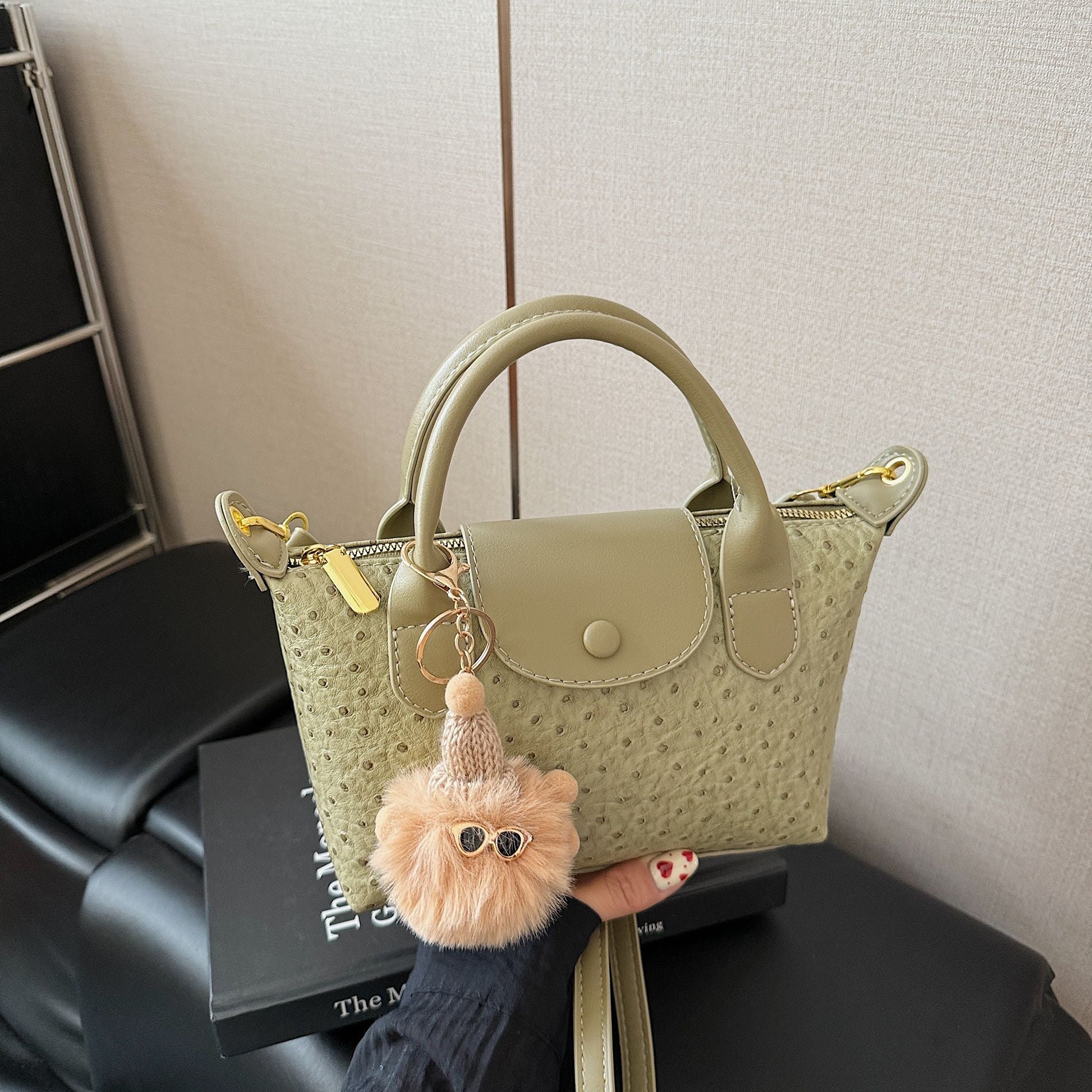 Portable Dragon Dumpling Shoulder Bag Versatile Messenger