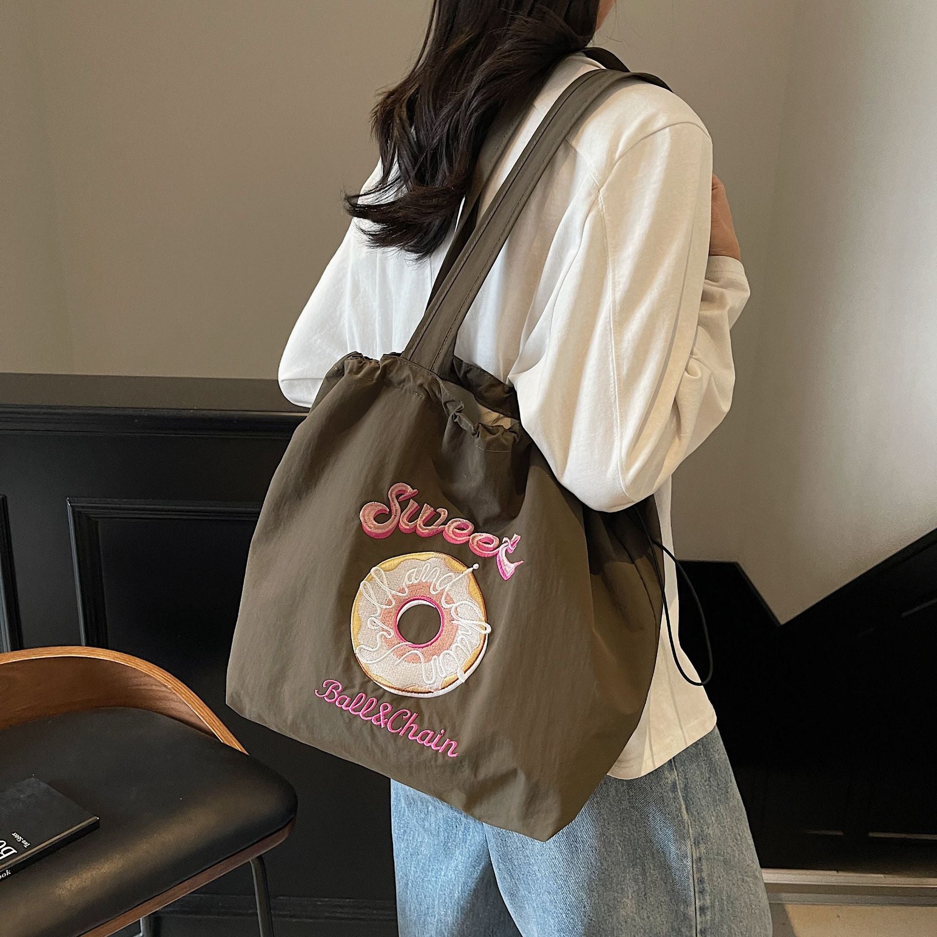 Donut Embroidery Tote Bag with Ball Chain for Women