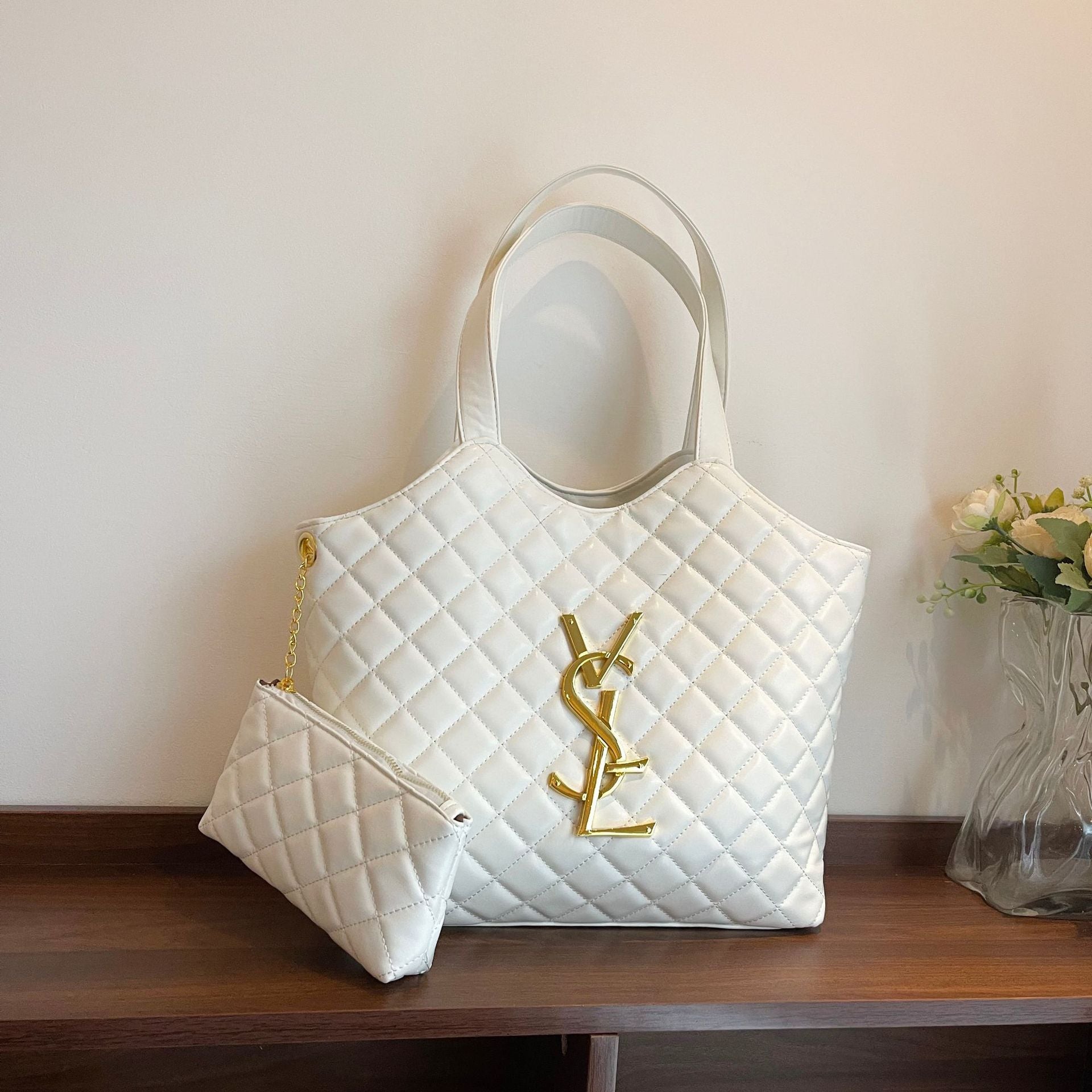 Light Luxury Retro Diamond Tote Handbag for Women Large Capacity