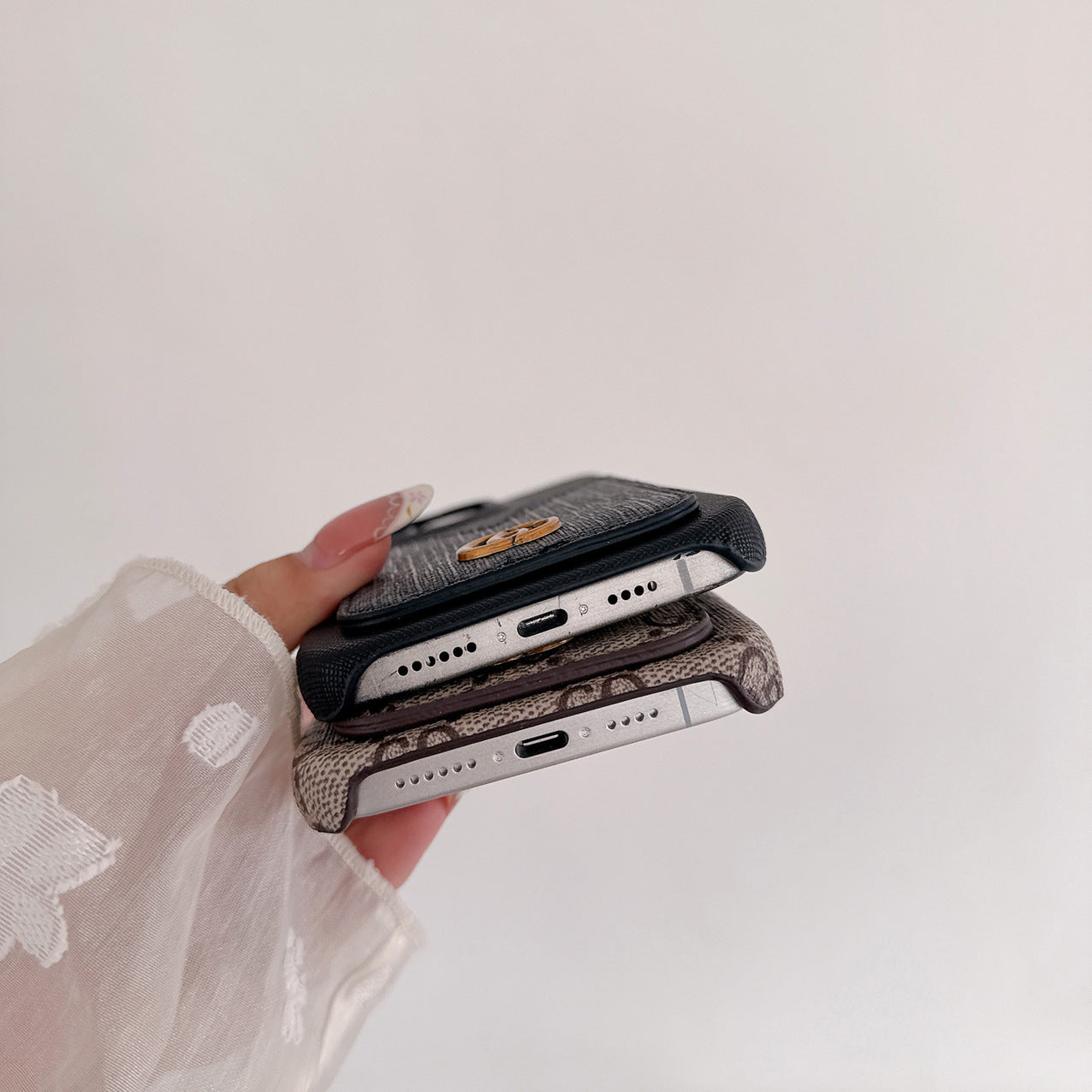Insert Card Retro iPhone 17 Pro Max Protective Phone Case