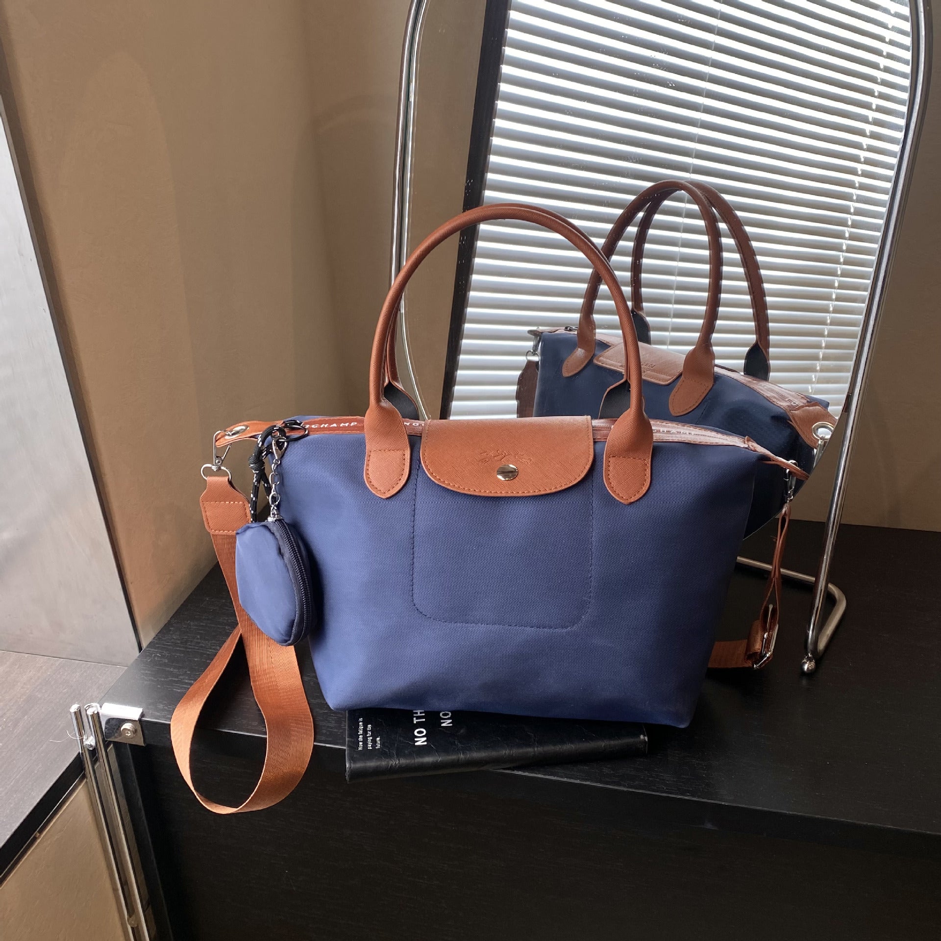 Simple Nylon Dragon Dumpling Bag Versatile Shoulder Handbag