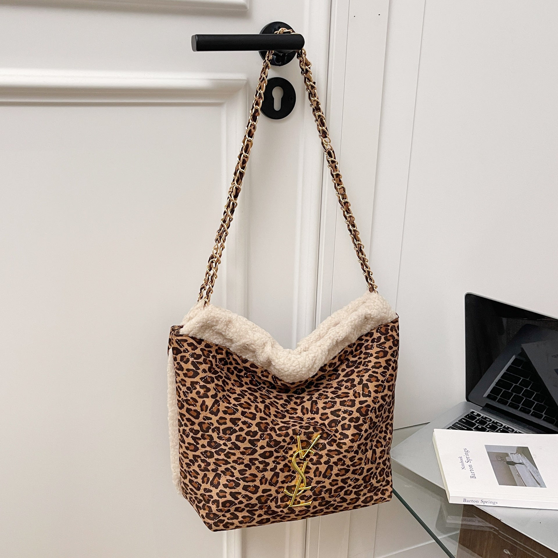 Vintage Rhombus Plush Shoulder Bag Large Capacity Chain