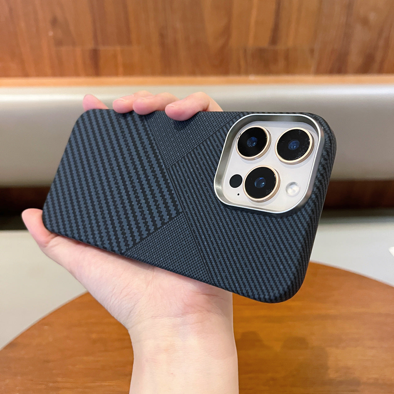Carbon Fiber Magnetic iPhone 17 Pro Max Phone Case