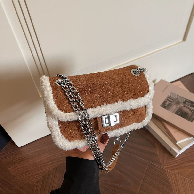 Trendy Personalized Chain Commuter Bag
