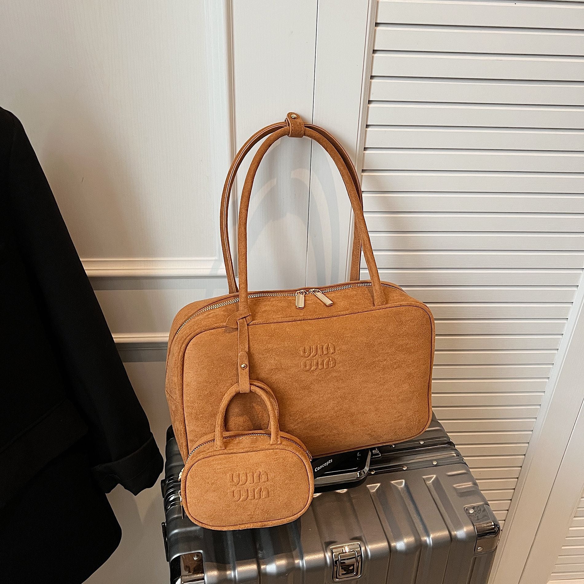Vintage Suede Miu Shoulder Bag Women's Niche Pillow Handbag