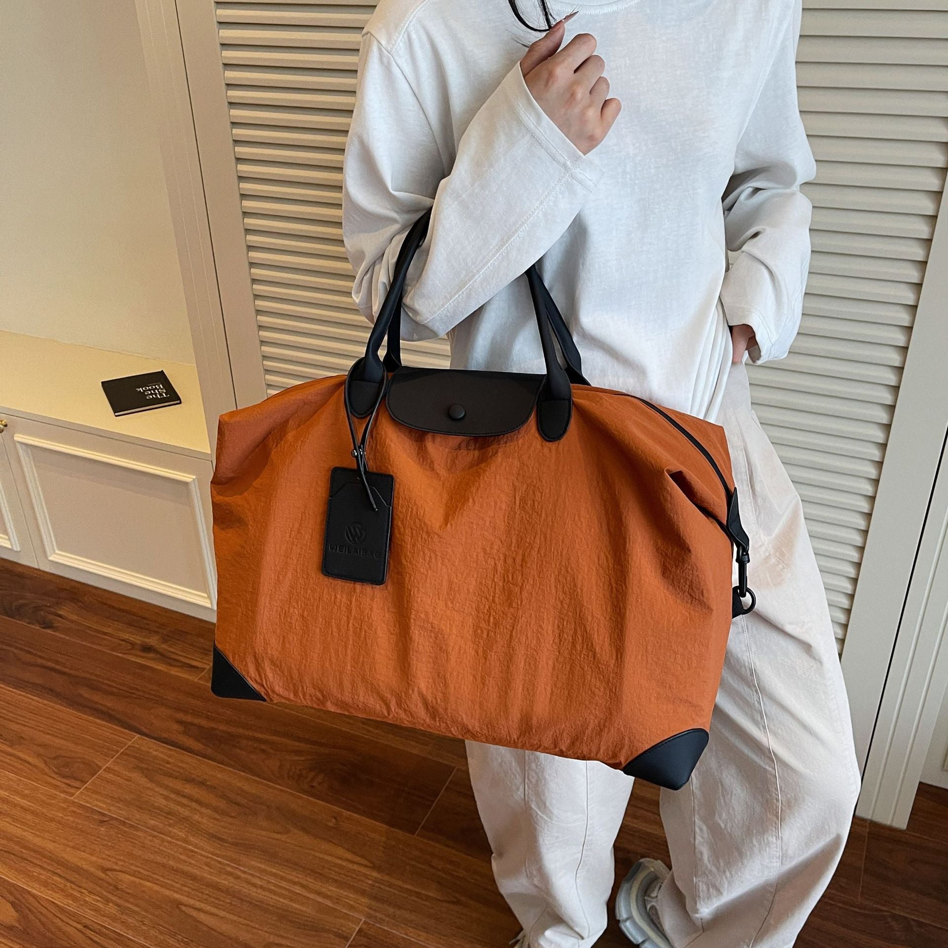 Longbaoxiang Large Capacity Lightweight Travel Tote Bag
