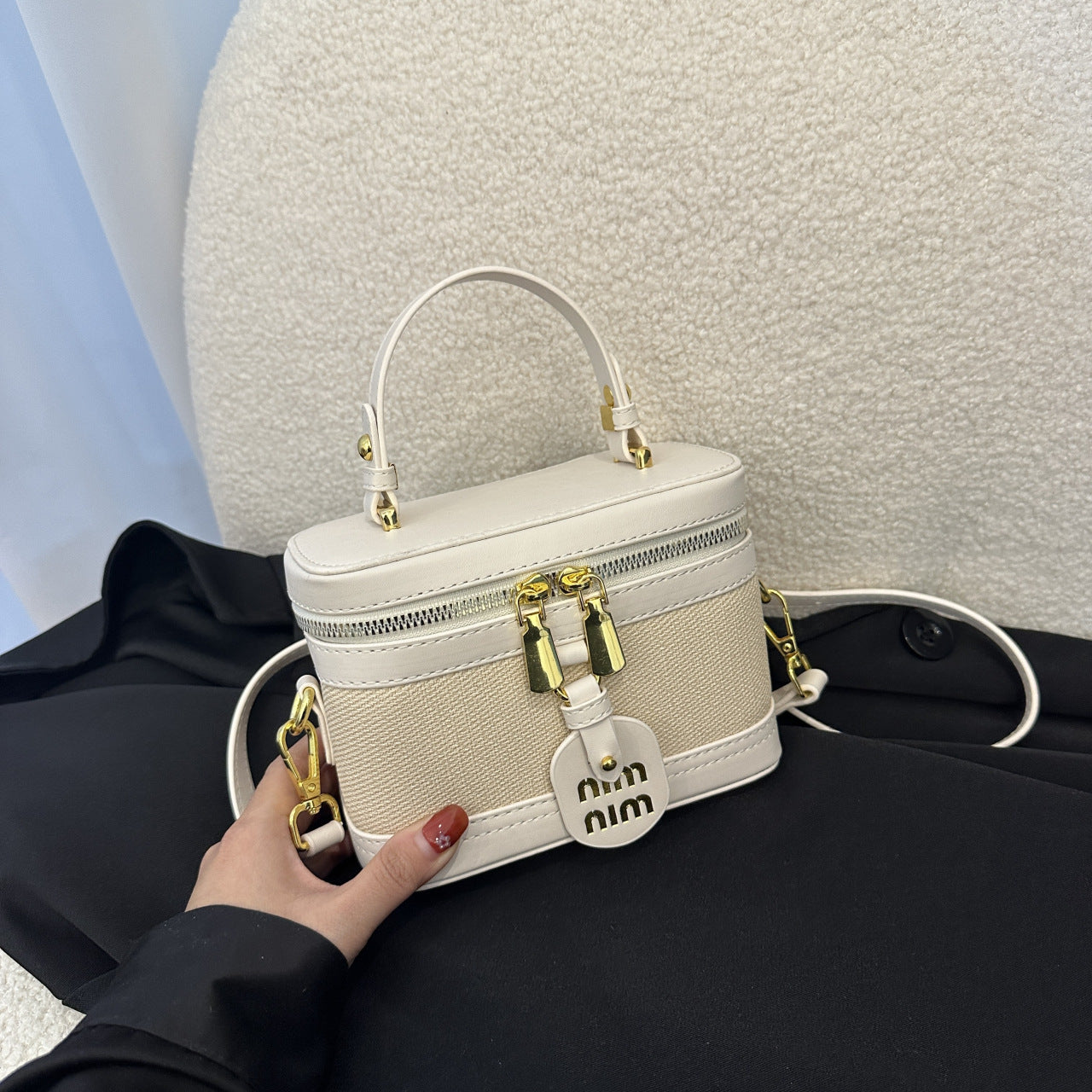Light Luxury Retro Crossbody Shoulder Bag Contrasting Color