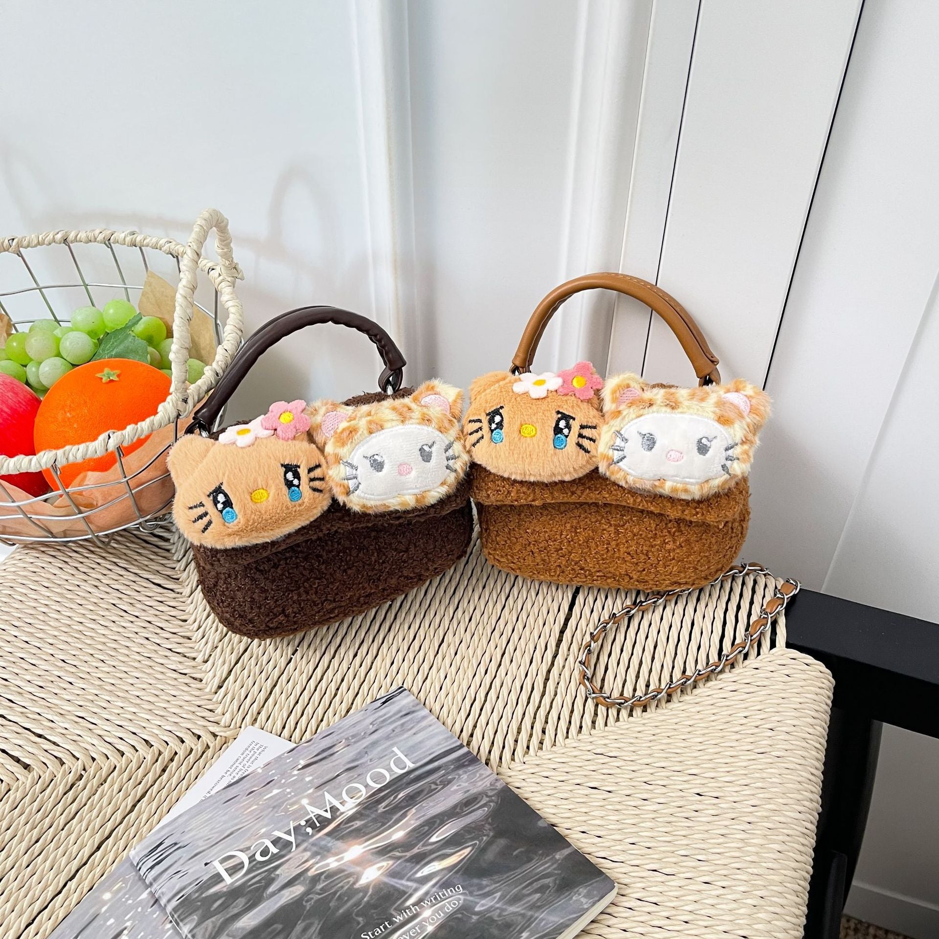 Cute Cartoon Flower Cat Plush Chain Shoulder Bag