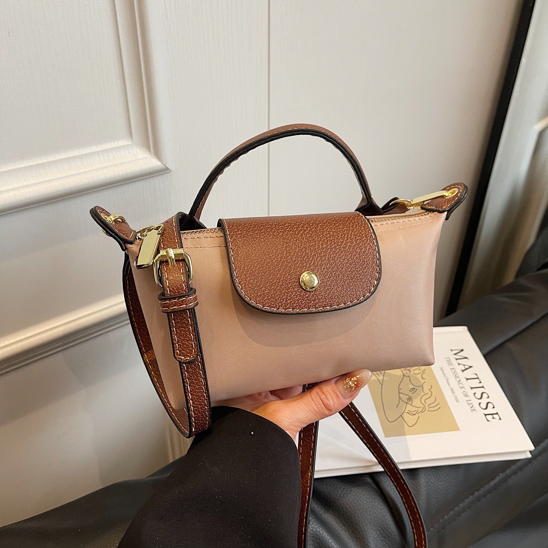 Vintage Fashion Nylon Dumpling Bag Women'S Bag Dragon Bags Xiang Shoulder Crossbody Handbag Texture Bag