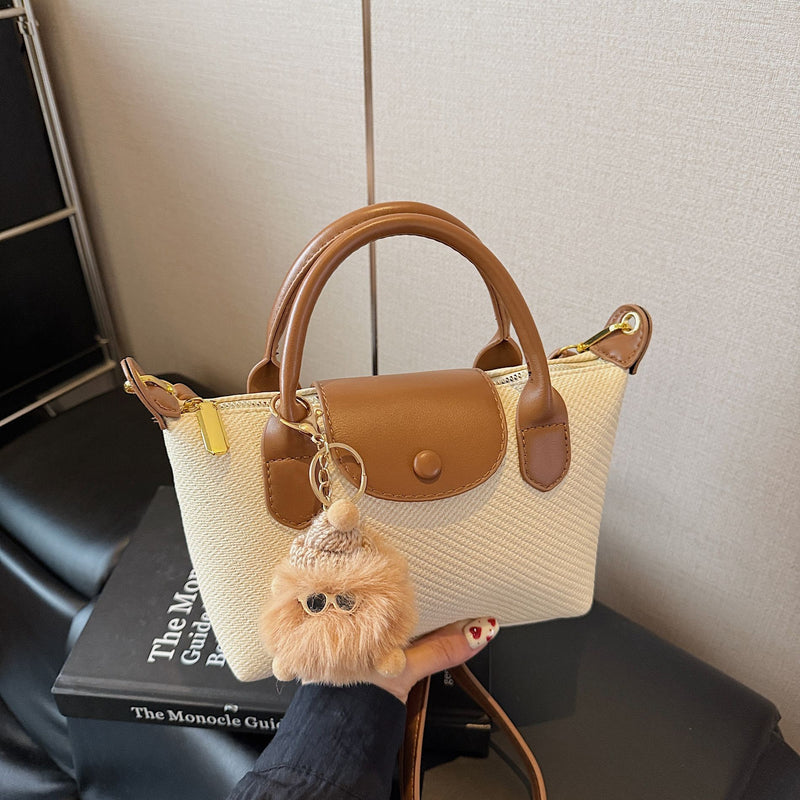 Portable Dumpling Shoulder Bag for Women, Light Luxury