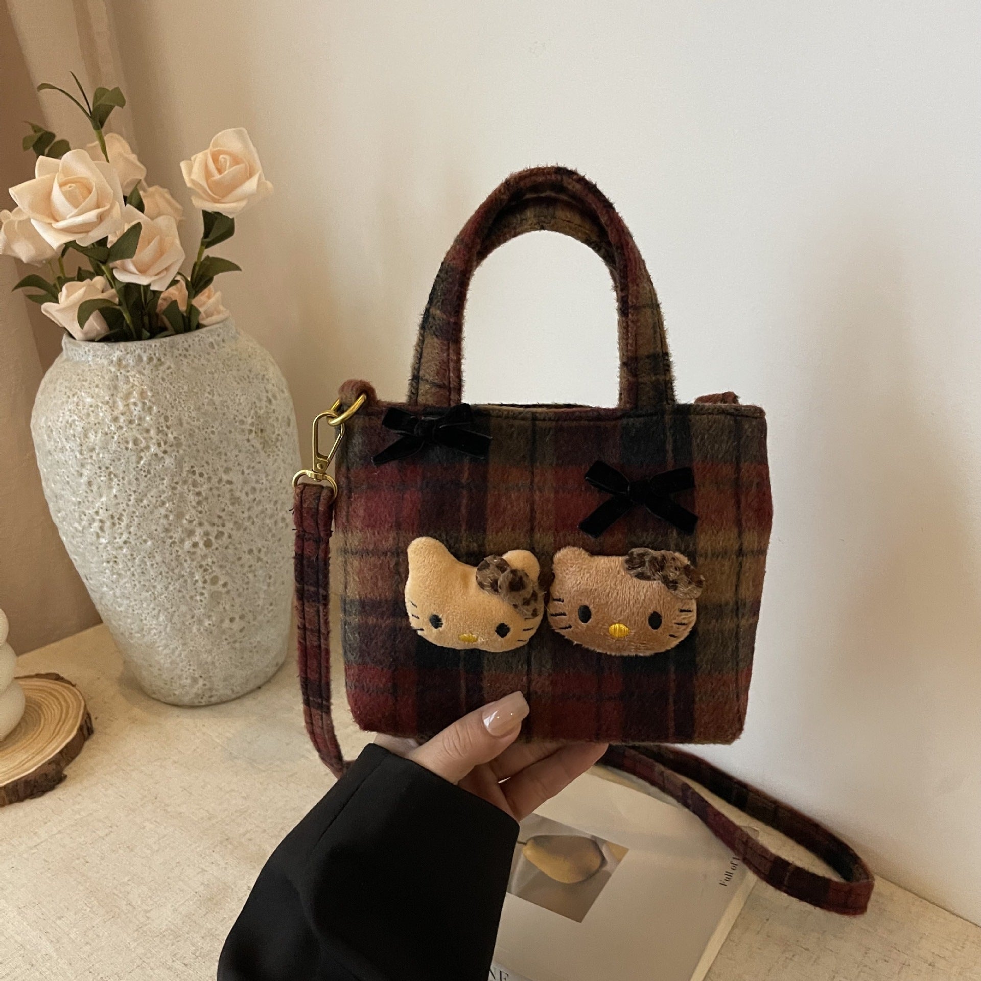 Retro Plaid Cartoon Kitten Bucket Bag