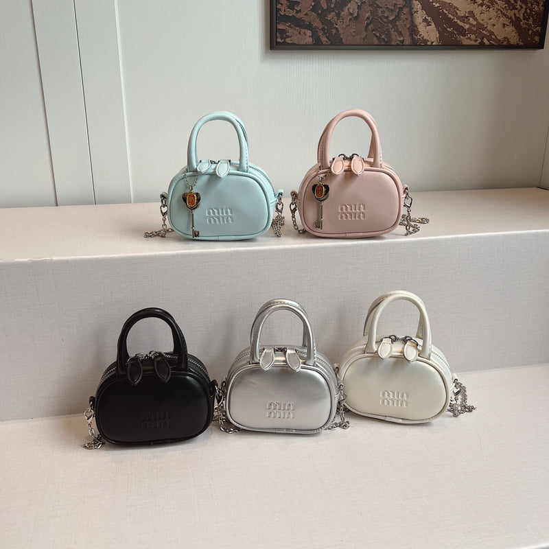 Niche Fashion Portable Women's Bowling Shoulder Bag