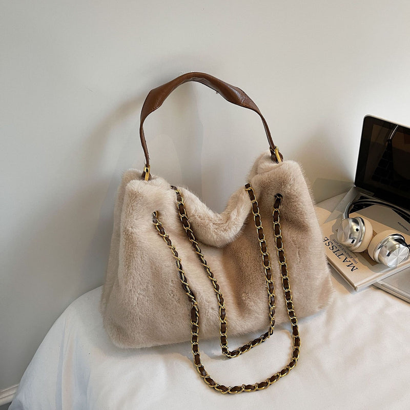 Retro Plush Chain Women's Bag - Large Capacity Underarm Bag