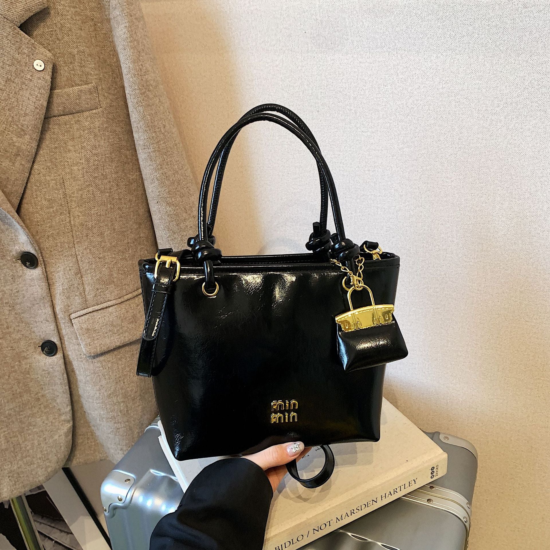 Miu Retro Luxury Bucket Bag Shoulder Crossbody Handbag