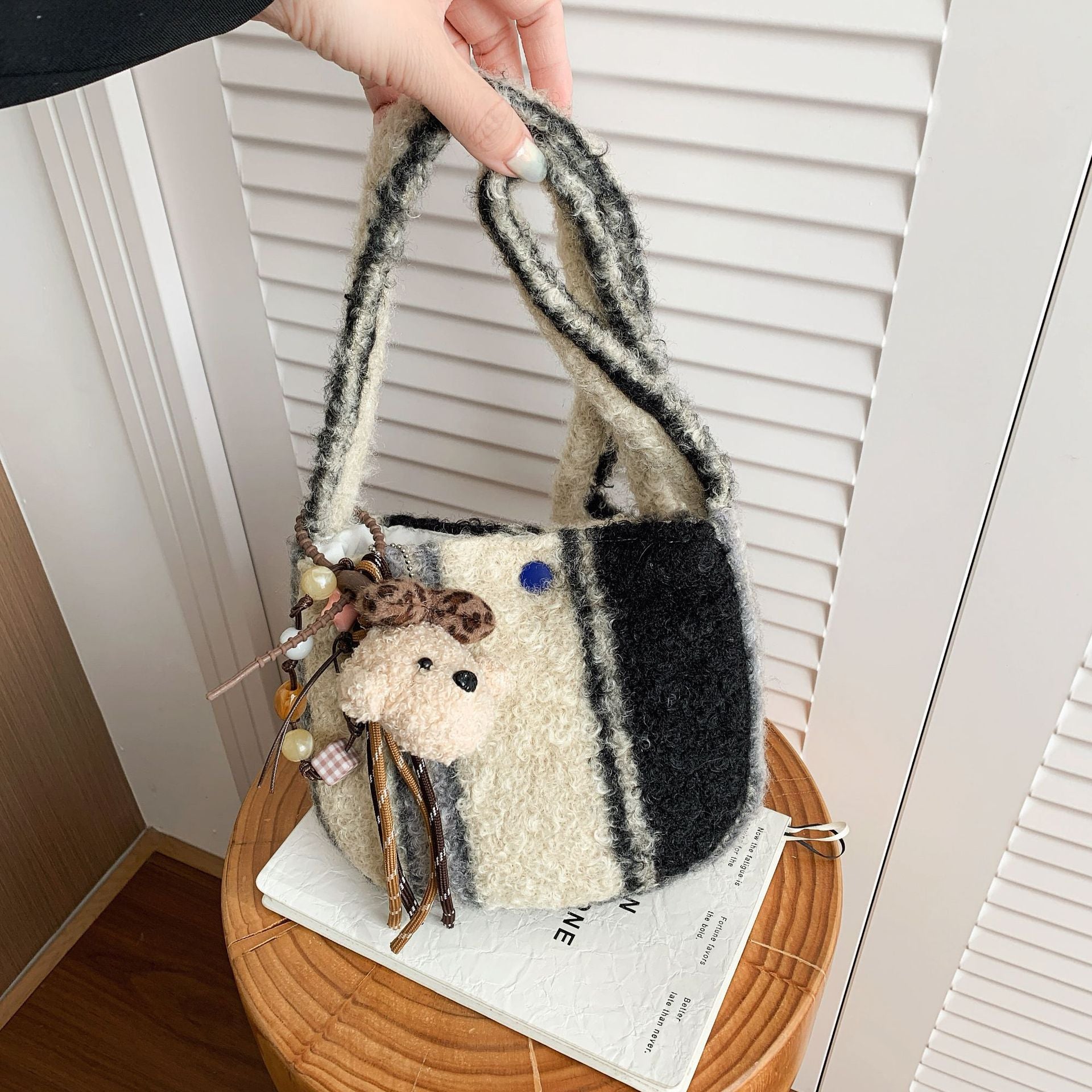 Retro Plush Shoulder Bag Trendy Messenger Saddle Bag