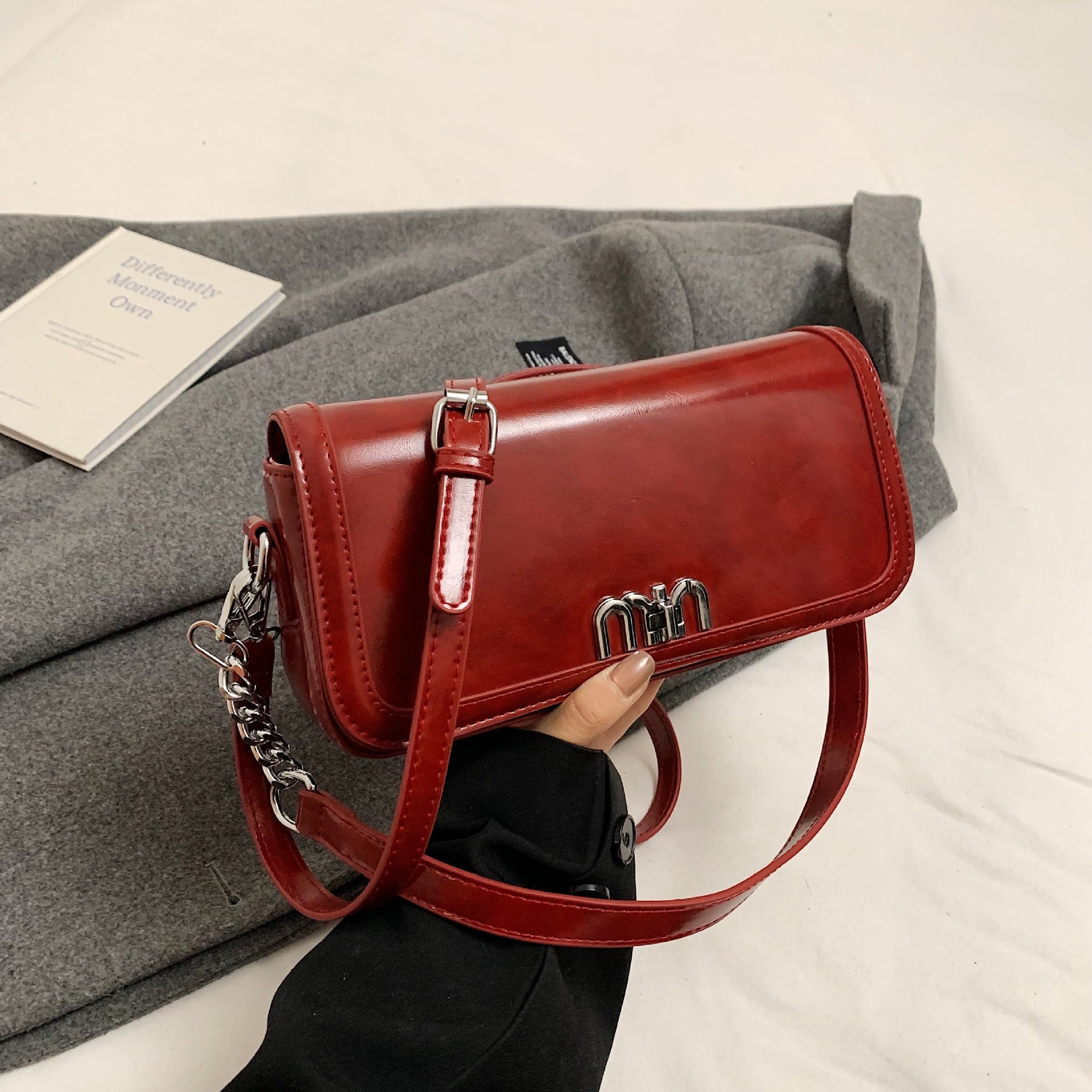 Tide Premium Oil Wax Leather Crossbody Shoulder Bag