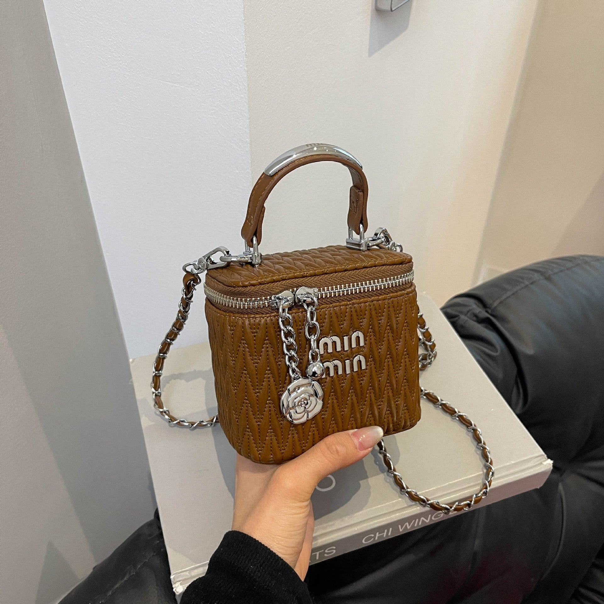 Premium Pleated Square Shoulder Bag - Trendy Mini Purse