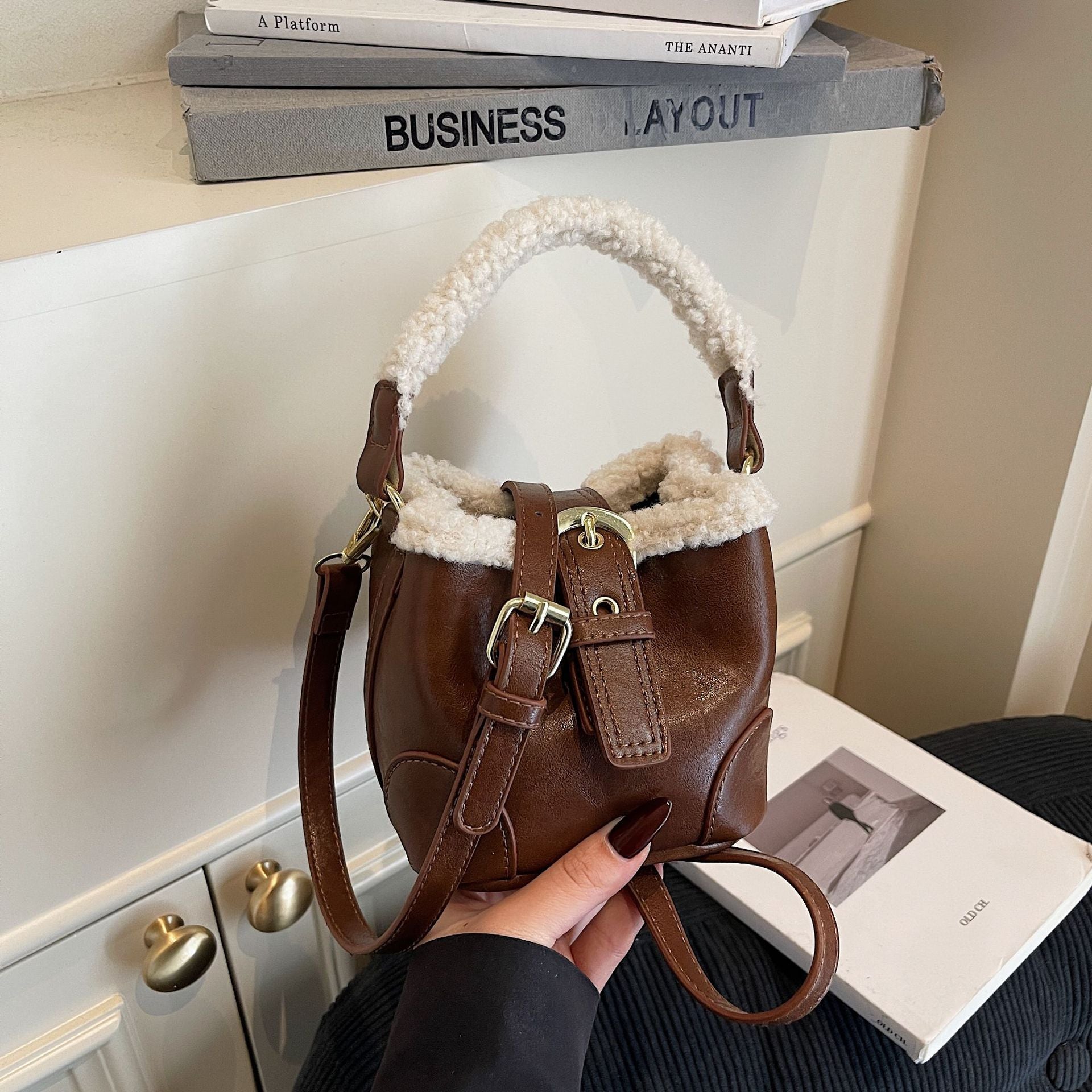 Retro Plush Splicing Shoulder Bag
