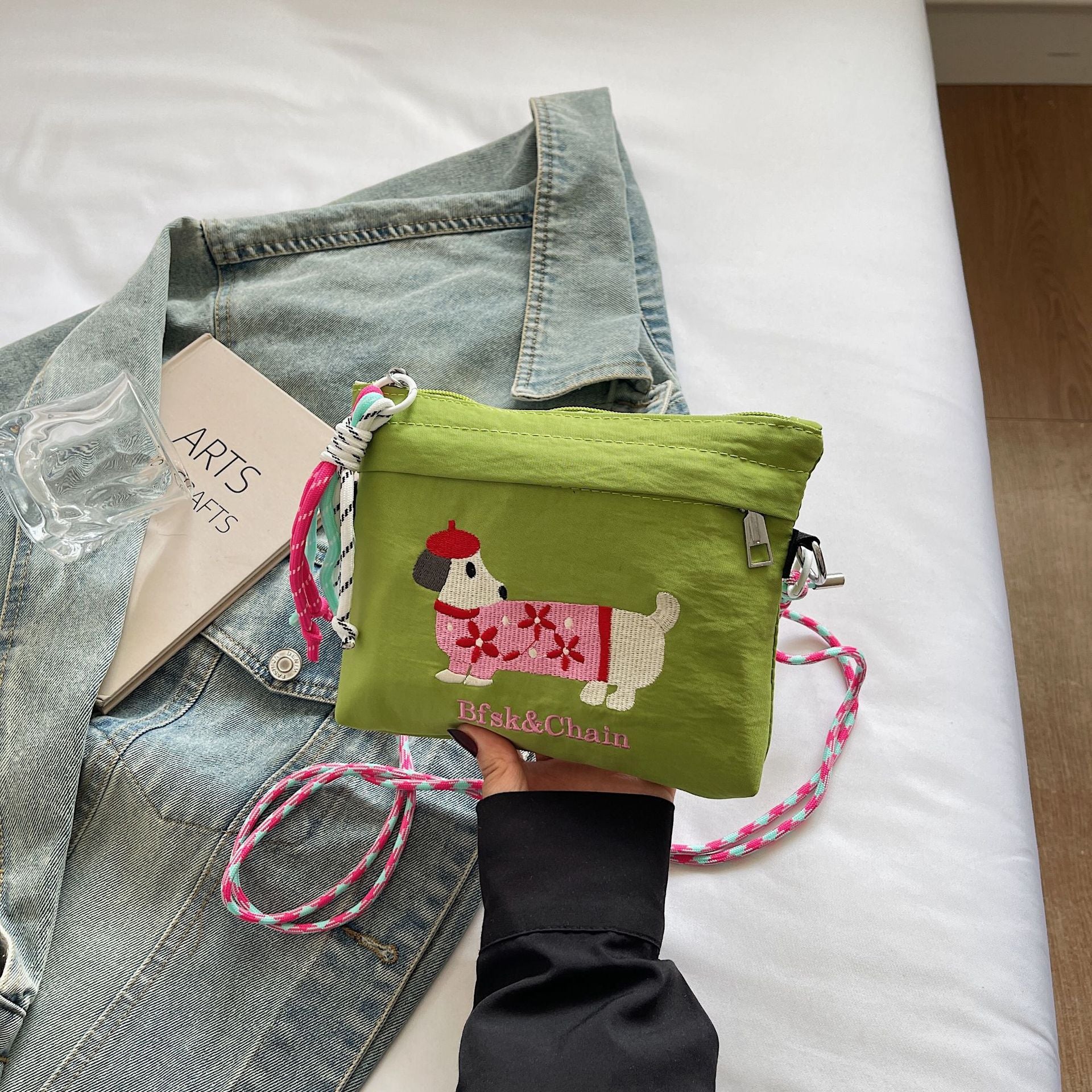 Cartoon Dachshund Embroidered Dog Bag Eco-Friendly Commuter Messenger Bag
