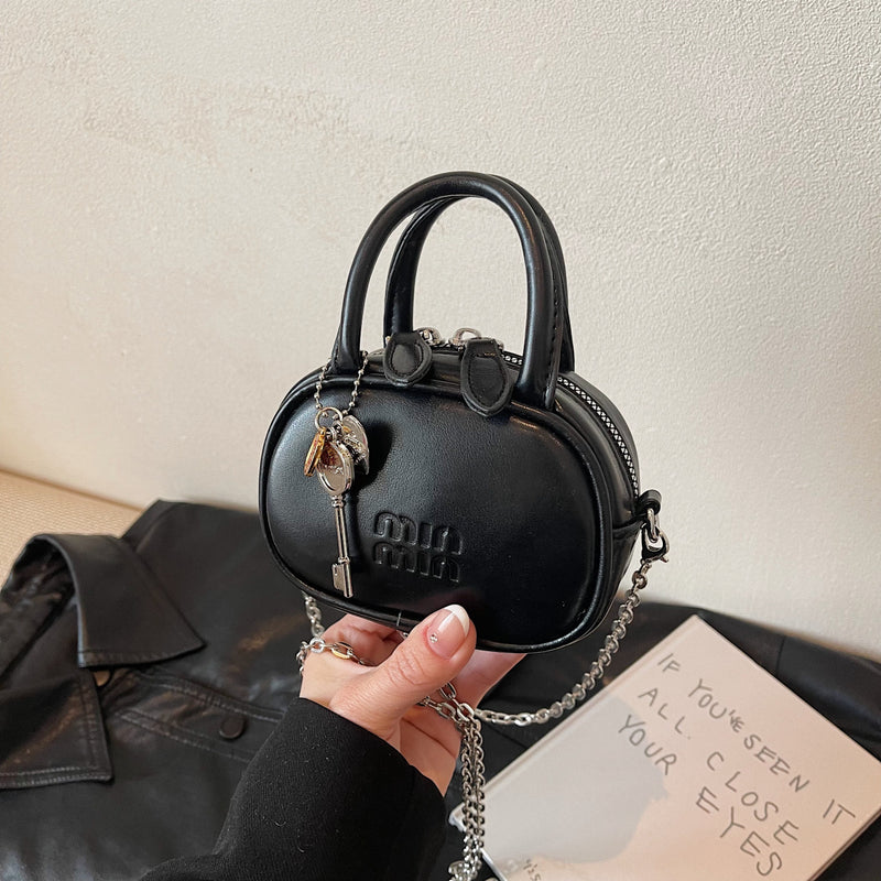 Niche Fashion Portable Women's Bowling Shoulder Bag