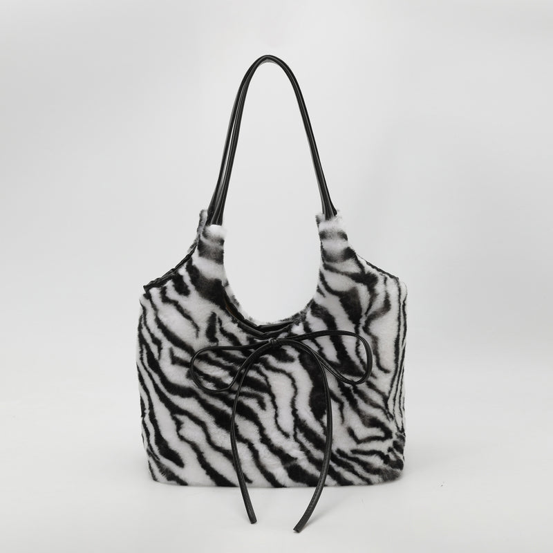 Leopard Print Plush Tote Bag for Women Light Luxury Commuter Bag