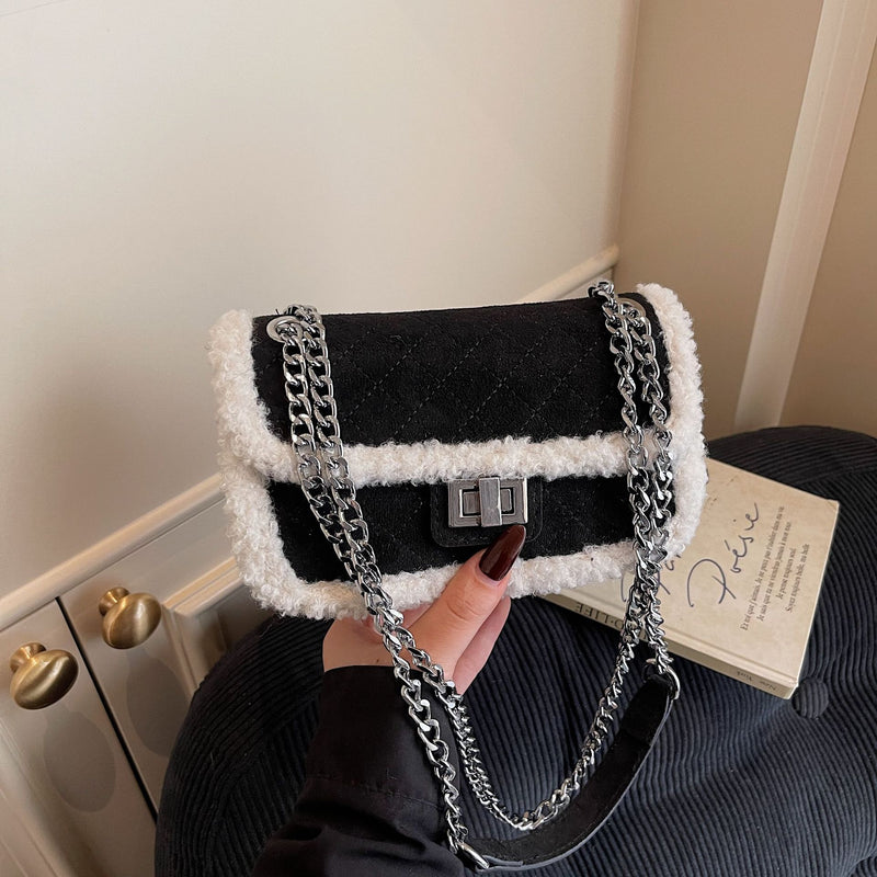 Trendy Personalized Chain Commuter Bag