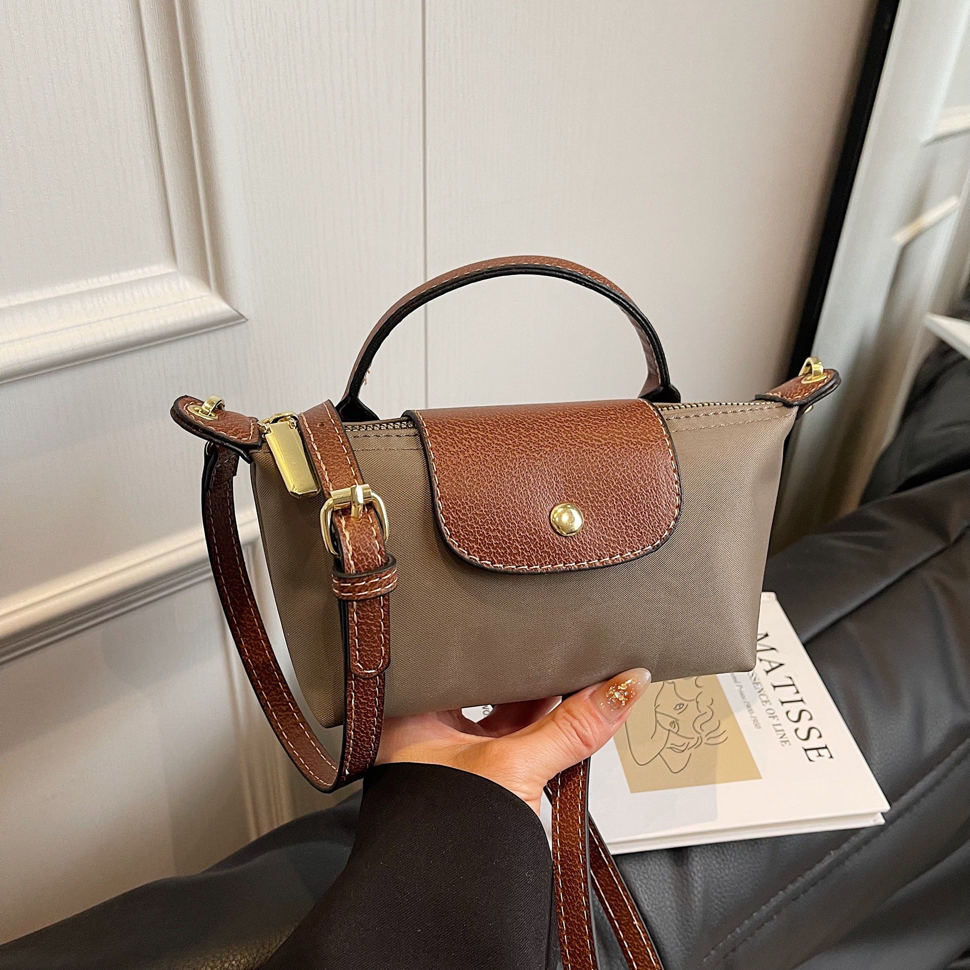 Vintage Fashion Nylon Dumpling Bag Women'S Bag Dragon Bags Xiang Shoulder Crossbody Handbag Texture Bag