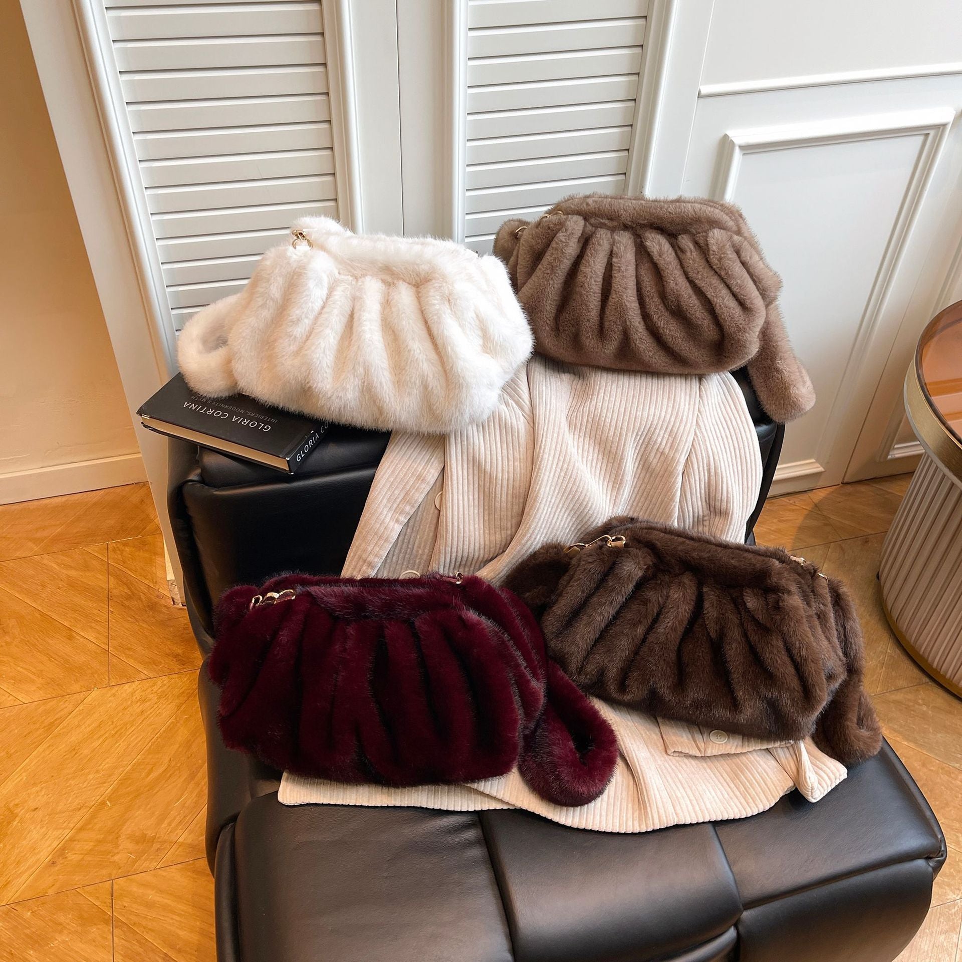 Pleated Cloud Bag High-End Autumn Winter Shoulder Messenger Women's Fashion Trendy Plush Bag
