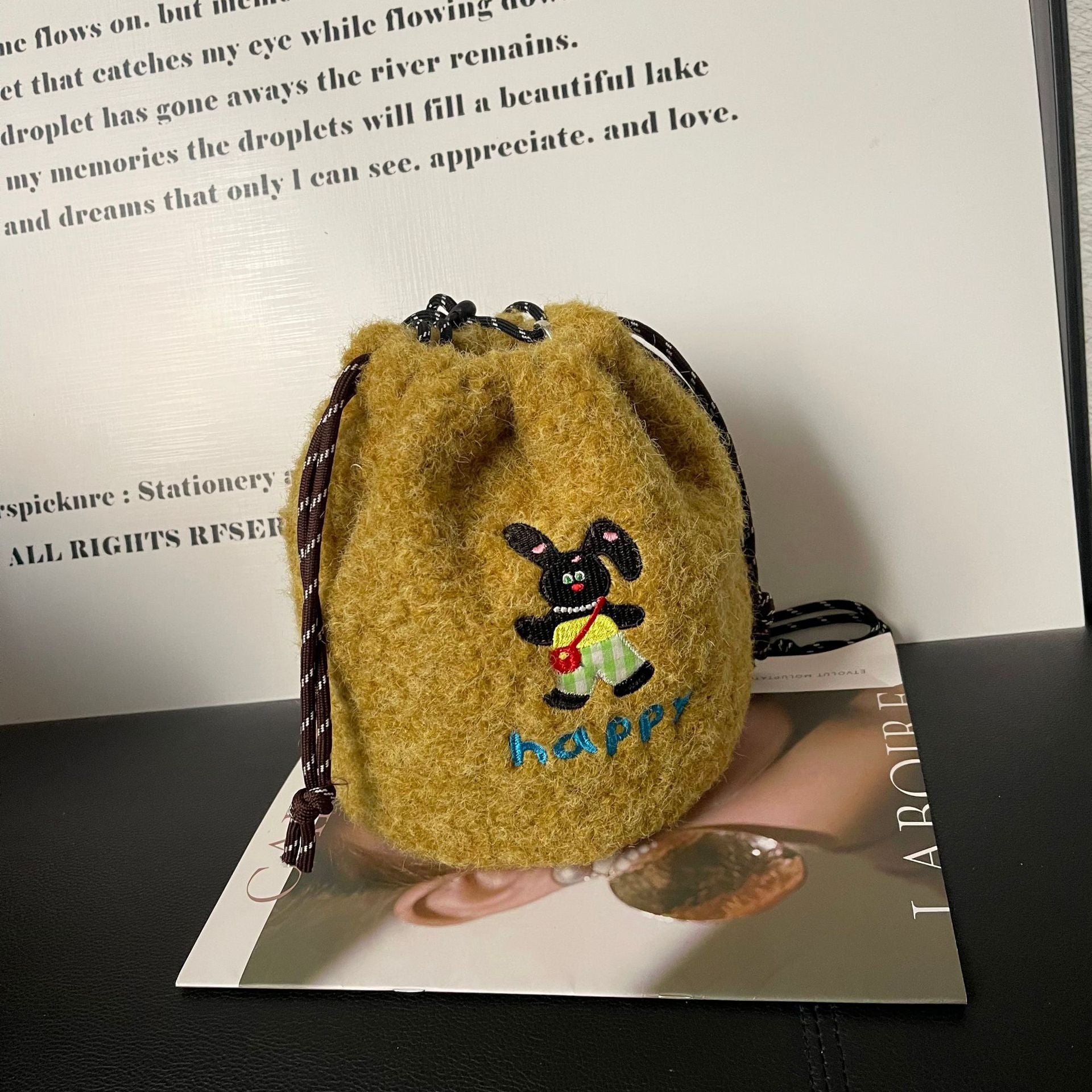 Cute Embroidery Fashion Shoulder Bag