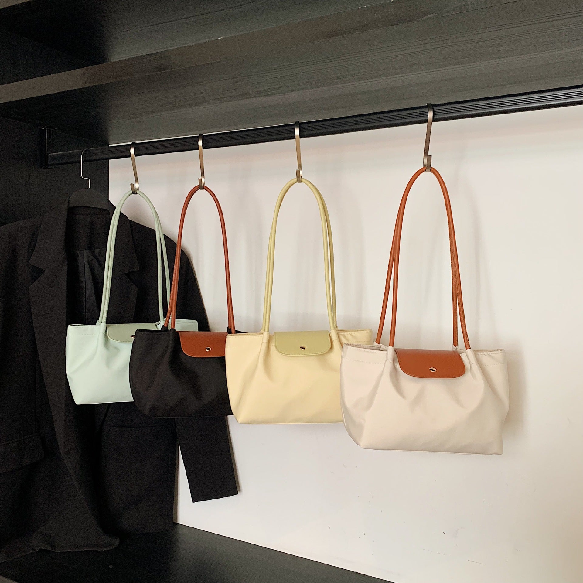 Simple Dragon Tote Bag Long Shoulder Strap Anniversary Bag