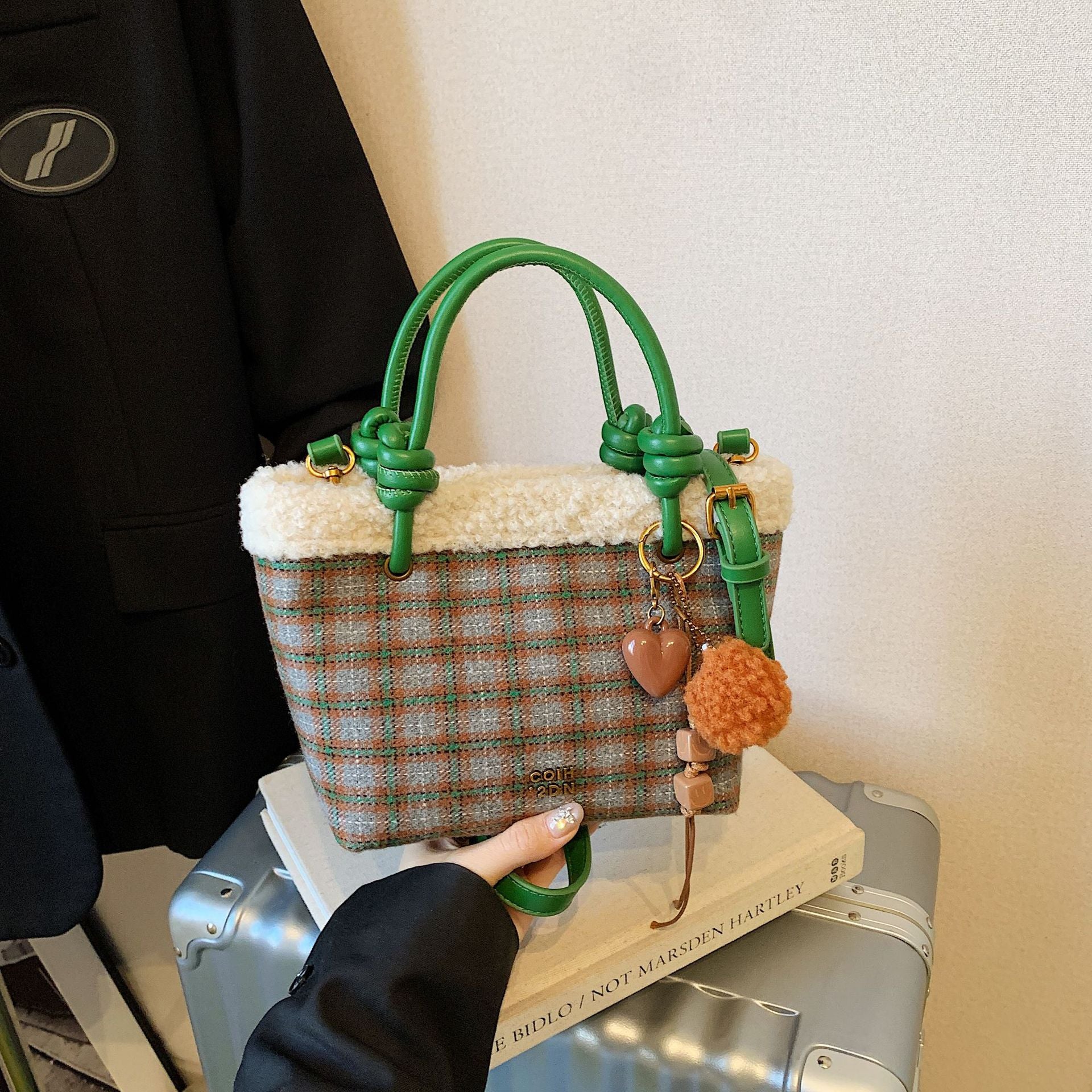 British Plaid Bucket Bag Women's Shoulder Bag Sweet Handbag