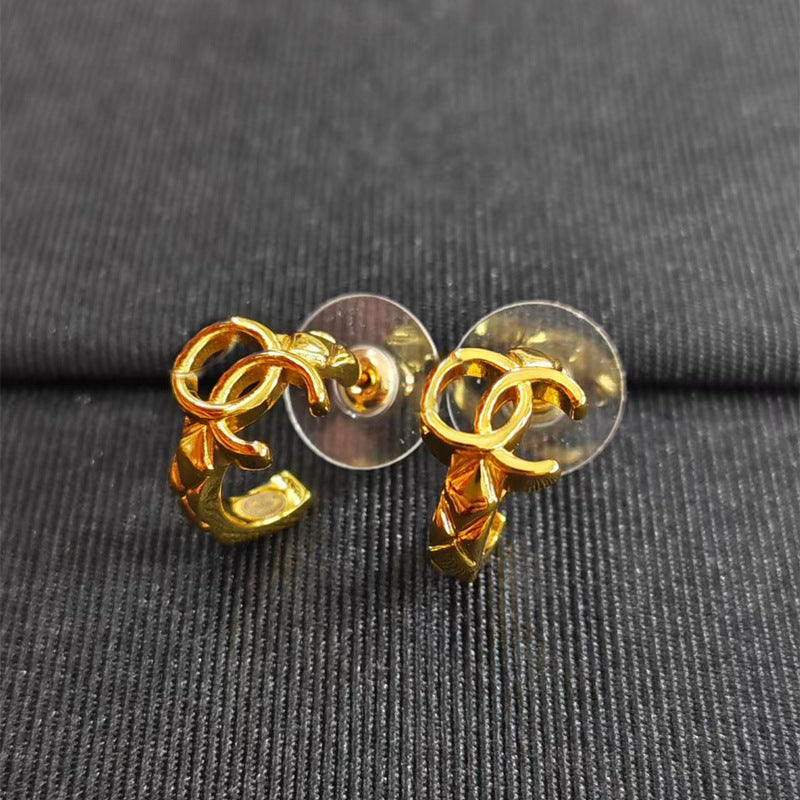 Golden Rhombus Pattern Double C Stud Earrings Women