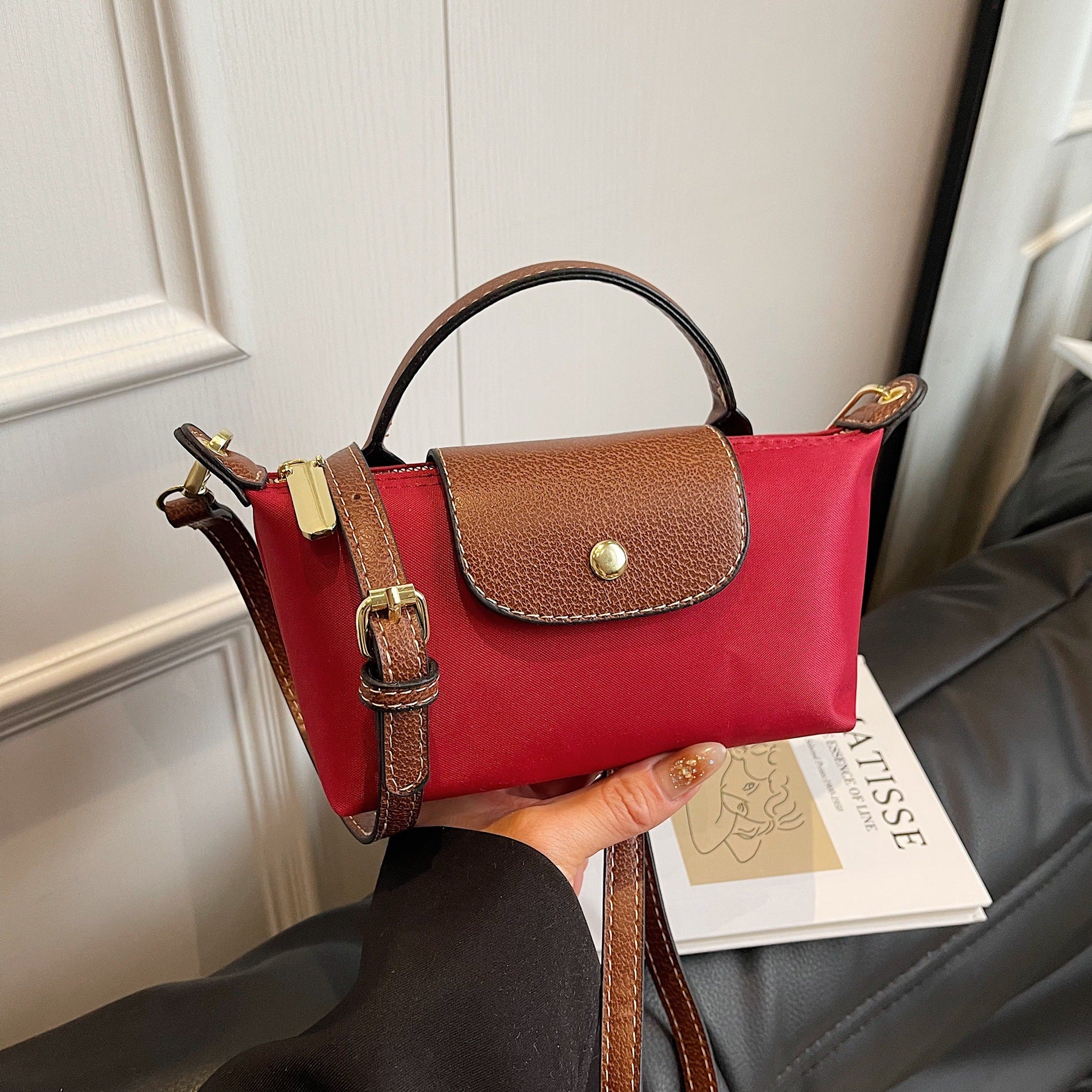 Vintage Fashion Nylon Dumpling Bag Women'S Bag Dragon Bags Xiang Shoulder Crossbody Handbag Texture Bag