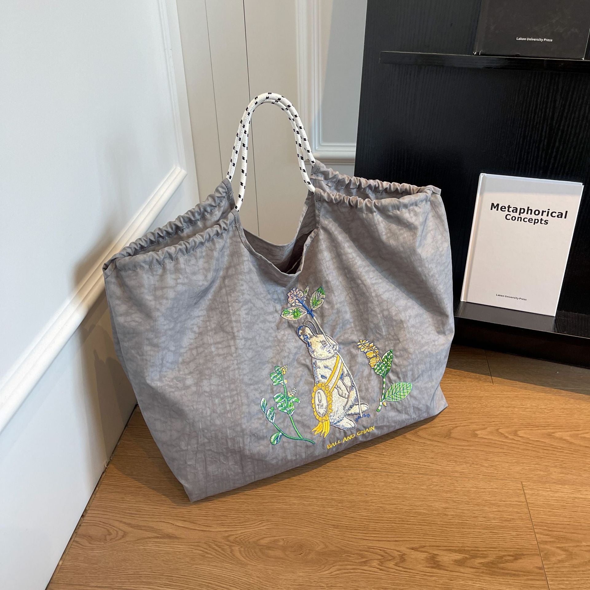 Rabbit Embroidery Shoulder Bag with Drawstring Chain