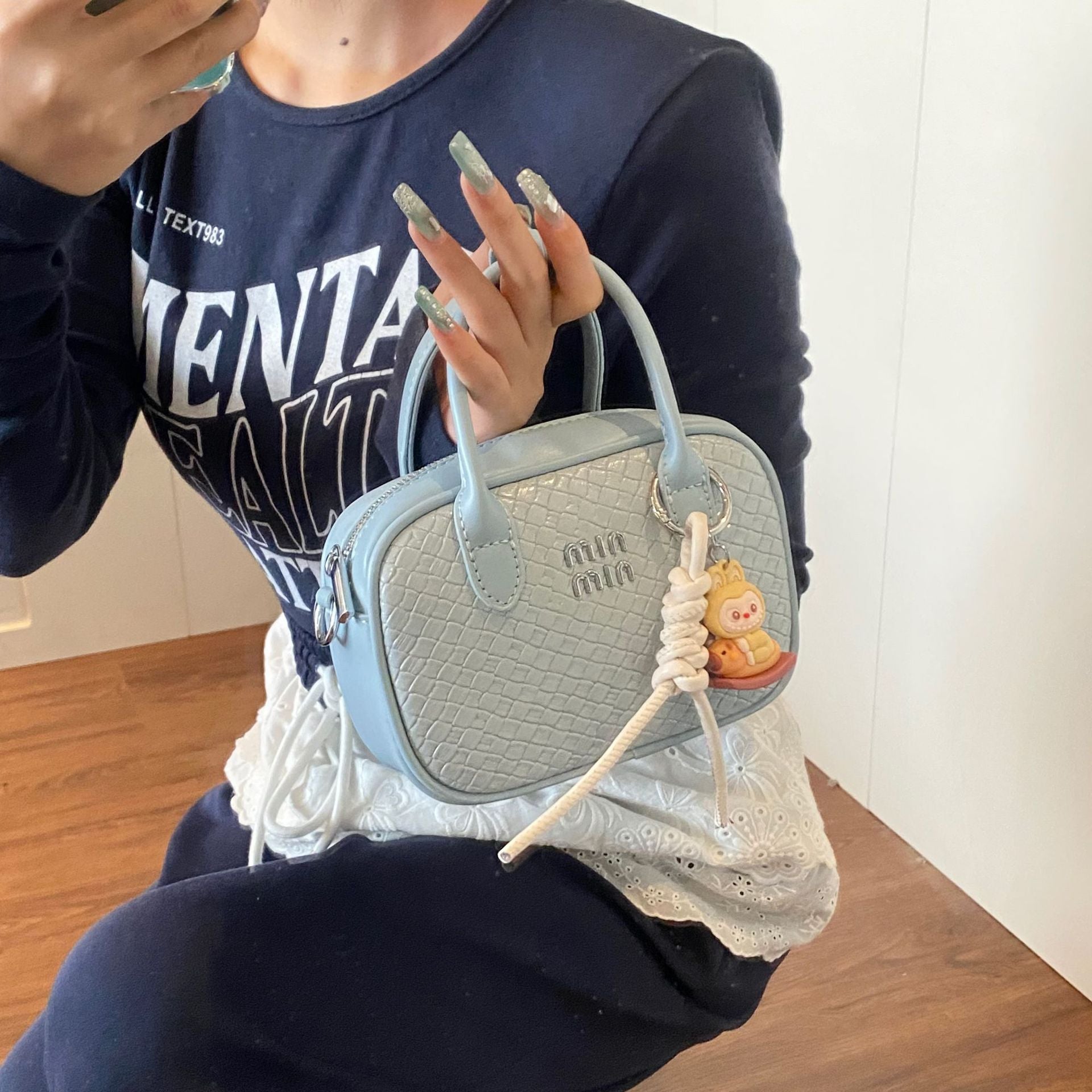 Niche Woven Bowling Shoulder Bag Women's Pillow Handbag