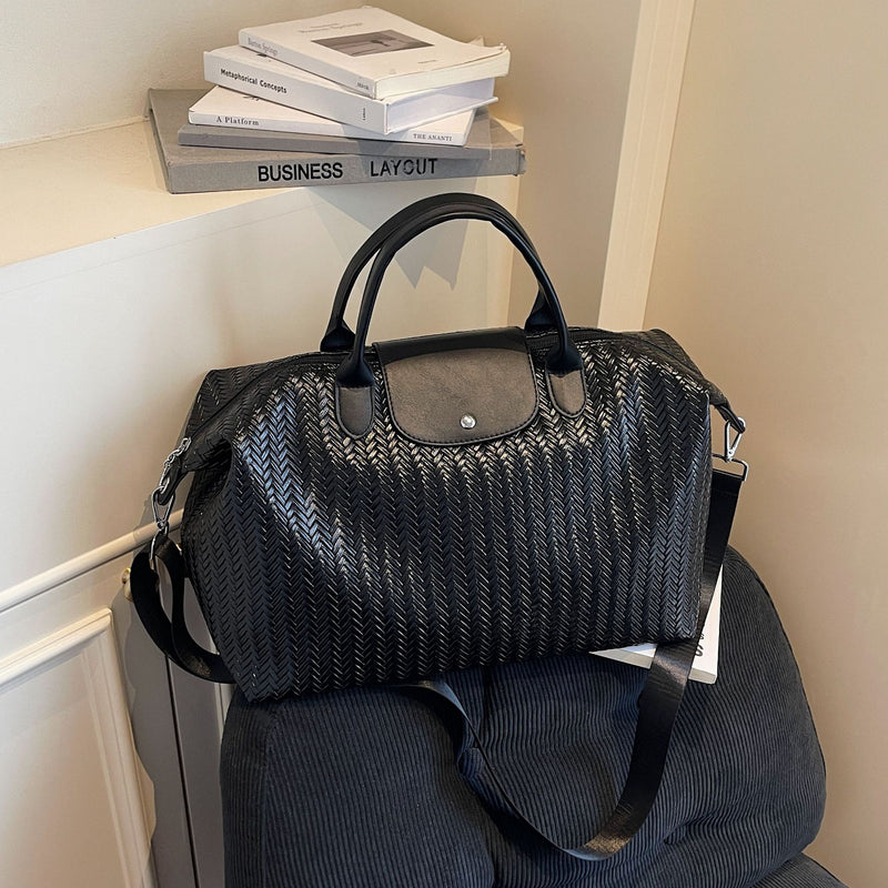 Retro Dragon Large-Capacity Herringbone Sports Travel Bag