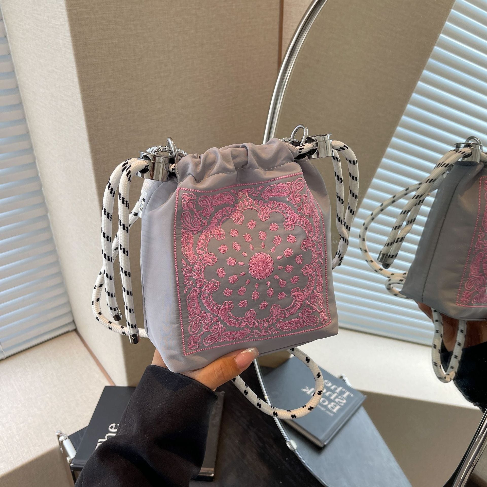 Embroidered Ball Chain Drawstring Bucket Bag Lightweight Crossbody Shoulder Bag