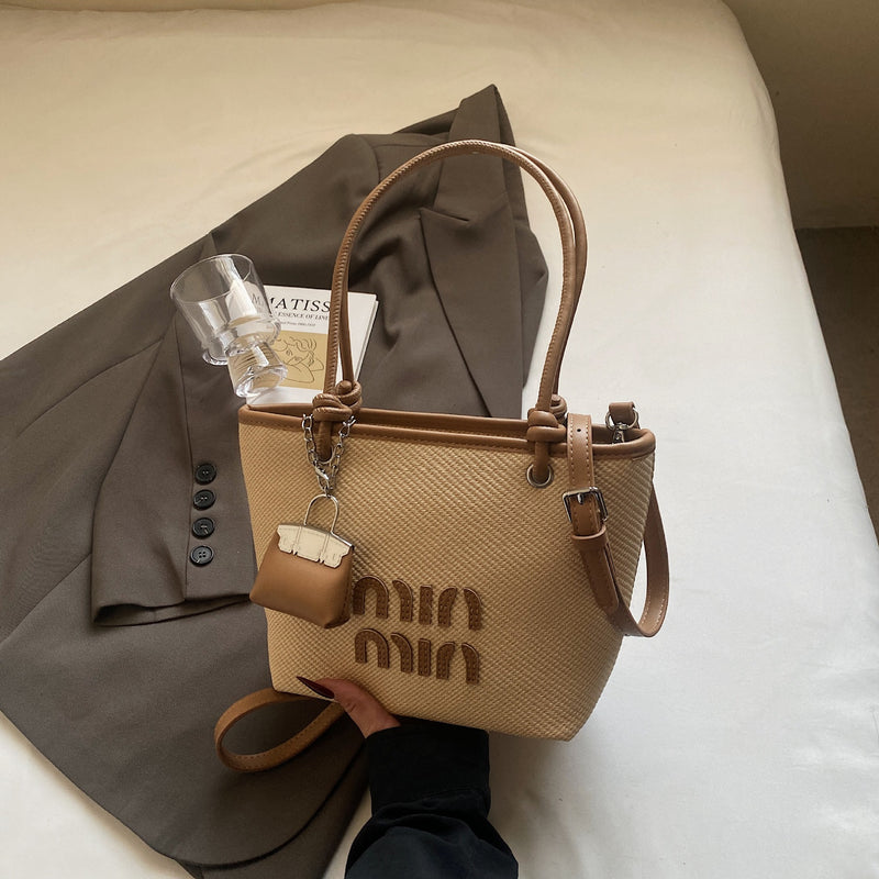 Miu Niche Handbag Women Fashion Versatile Crossbody Basket Bag