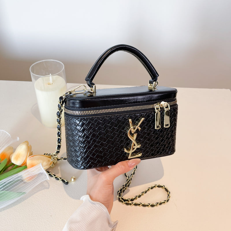 Luxury Woven Diamond Square Shoulder Bag for Women