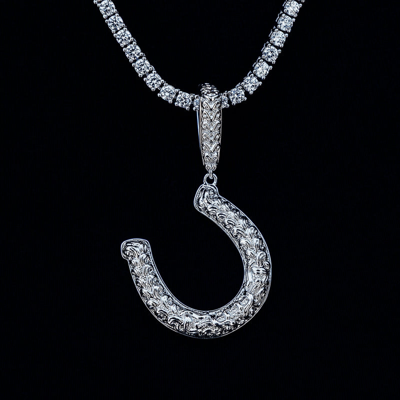 Simple Horseshoe Pendant in White Gold