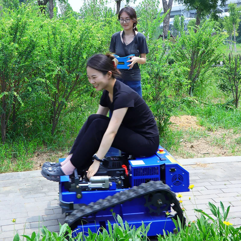Customized orchard crawler self-propelled lawn mower and grass crusher for even grass crushing